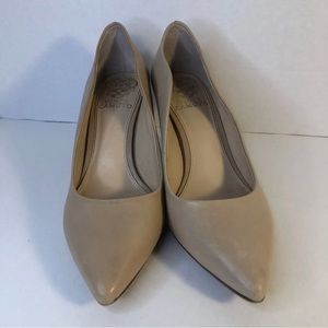 Vince Camuto Jaynita Pointy Toe Beige Pump Size 7